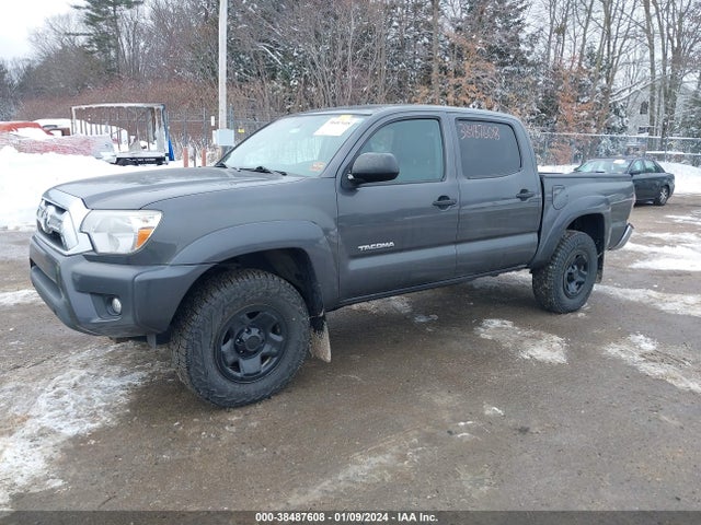 2015 TOYOTA TACOMA BASE V6 VIN: 3TMLU4EN1FM200145