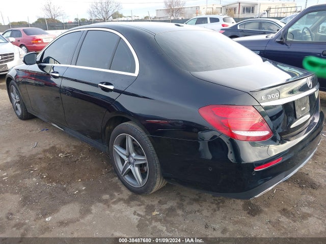 Mercedes-Benz E 300 2017 WDDZF4JB8HA178408 Image 3