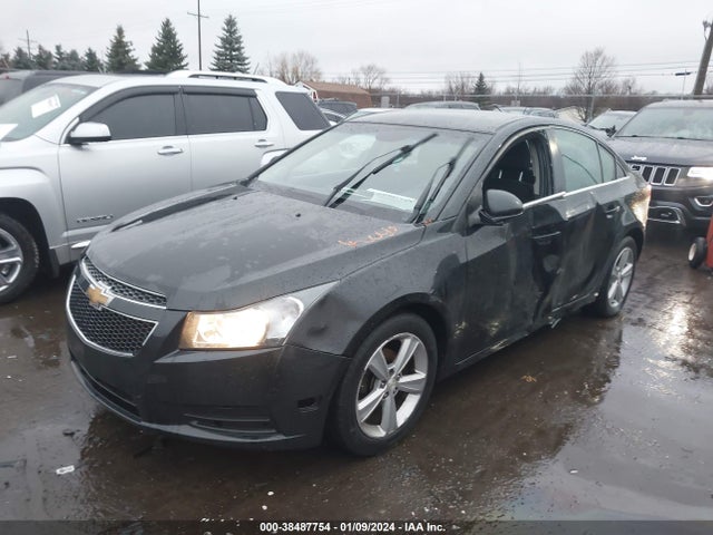 Chevrolet Cruze 1lt Auto 2015 1G1PC5SB3F7241111 Image 2