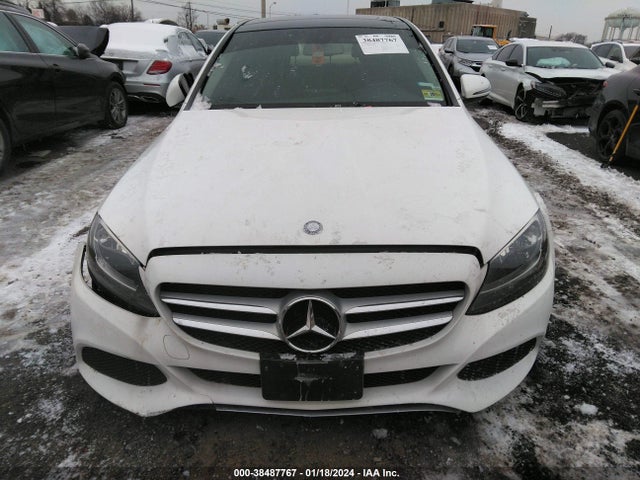 55SWF4KB1HU181152 Mercedes-Benz C 300 4matic/luxury 4matic/sport 4matic