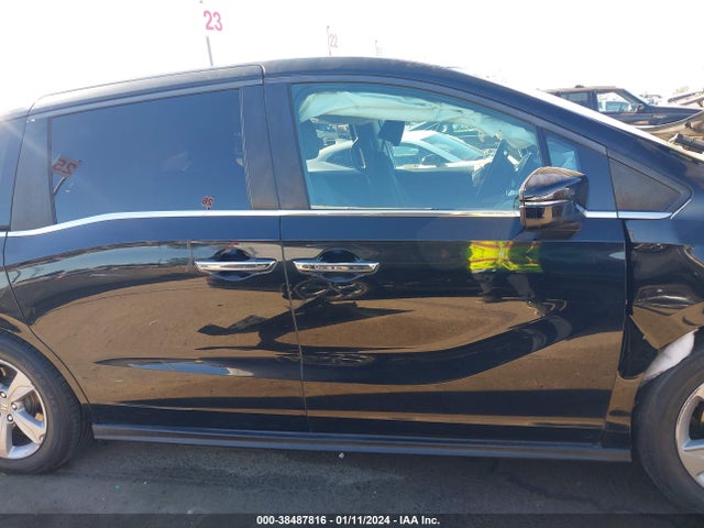 Honda ODYSSEY EX 2018 5FNRL6H59JB090849 Image 13