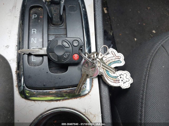 2010 FORD FUSION SE VIN: 3FAHP0HA6AR274662