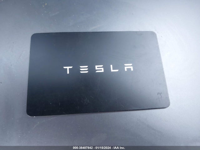 7SAYGDEE5NF440981 Tesla Model Y Long Range Dual Motor All-wheel Drive
