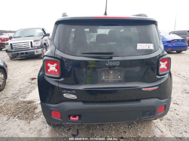 ZACCJBCT3GPD00986 Jeep Renegade Trailhawk