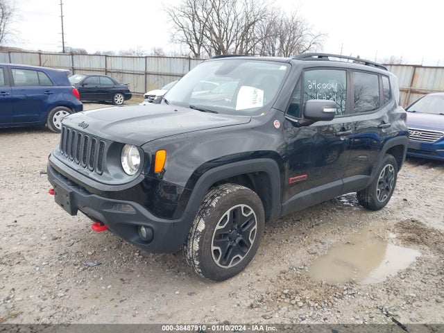 ZACCJBCT3GPD00986 Jeep Renegade Trailhawk