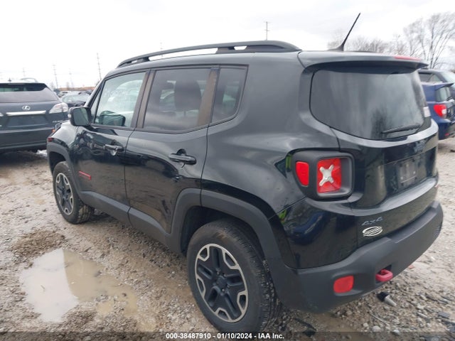 ZACCJBCT3GPD00986 Jeep Renegade Trailhawk