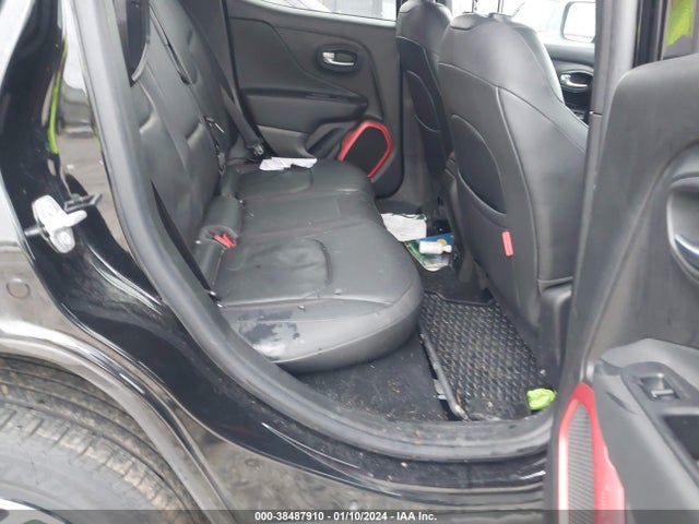 ZACCJBCT3GPD00986 Jeep Renegade Trailhawk