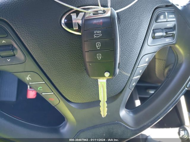 KNAFX4A88F5373958 KIA FORTE EX