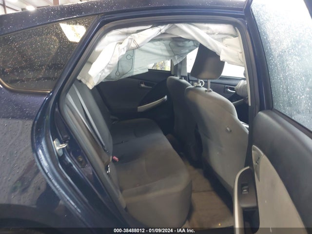 Toyota Prius Two 2014 JTDKN3DU7E1750554 Image 8