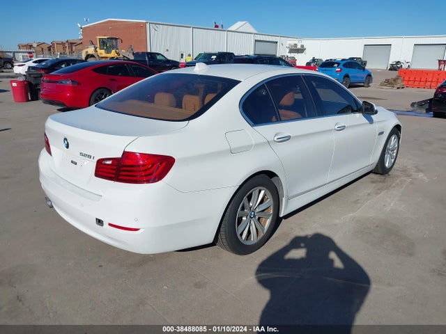 WBA5A5C51FD513408 BMW 528I