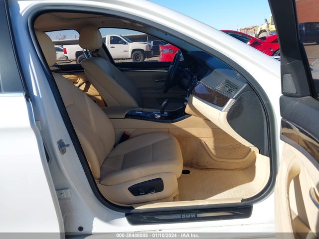 WBA5A5C51FD513408 BMW 528I