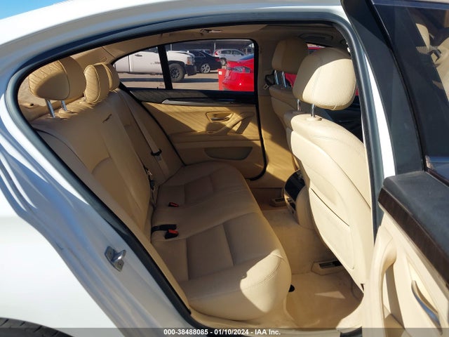 WBA5A5C51FD513408 BMW 528I