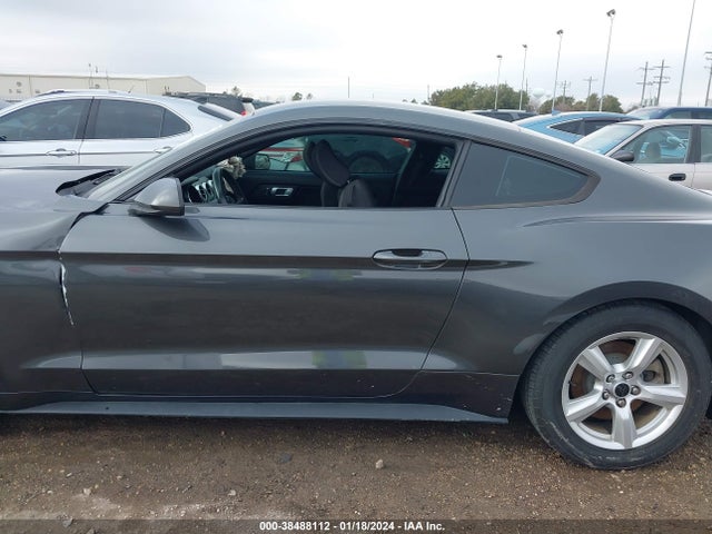 Ford Mustang Ecoboost 2018 1FA6P8THXJ5125619 Image 14