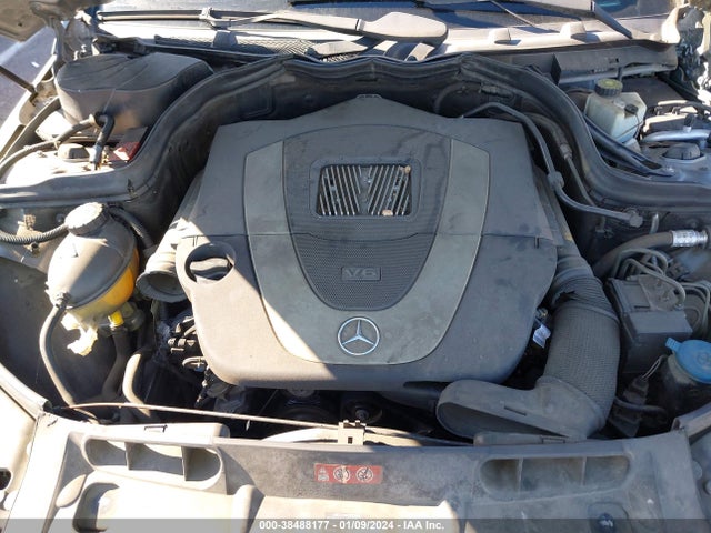 2010 MERCEDES-BENZ C 300 LUXURY/SPORT VIN: WDDGF5EB2AR096978