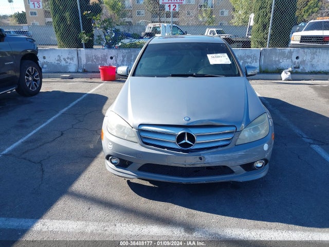2010 MERCEDES-BENZ C 300 LUXURY/SPORT VIN: WDDGF5EB2AR096978