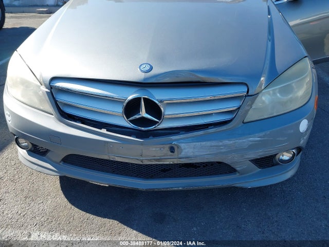 2010 MERCEDES-BENZ C 300 LUXURY/SPORT VIN: WDDGF5EB2AR096978