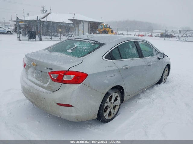 Chevrolet Cruze Premier Auto 2017 1G1BF5SMXH7249907 Image 4