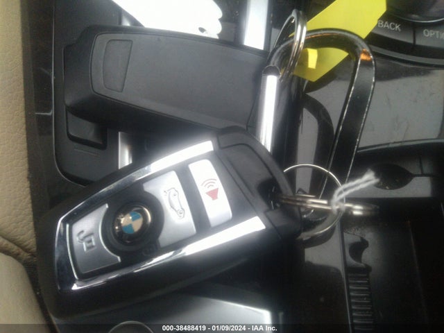 BMW 535i Xdrive 2016 WBA5B3C51GG257174 Image 11