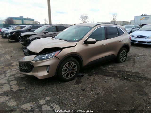 2020 FORD ESCAPE 1FMCU9H62LUA45576 Photo 1