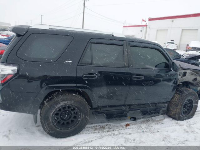 Toyota 4RUNNER SR5 2014 JTEBU5JR2E5180188 Image 13