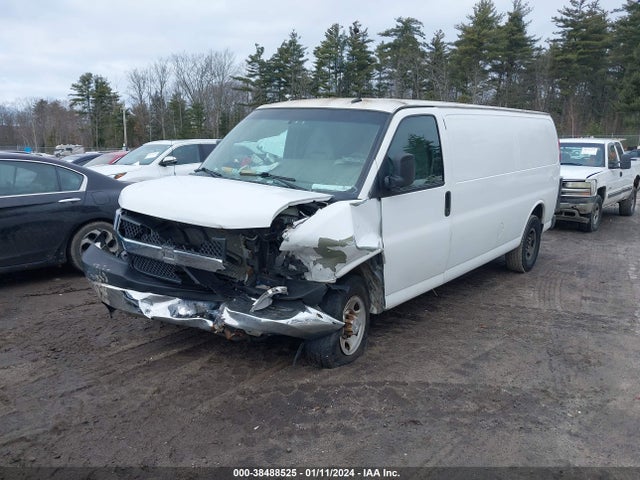 Chevrolet Express 2500 Work Van 2015 1GCWGGFF0F1221790 Image 2
