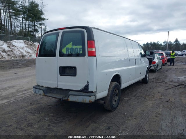 Chevrolet Express 2500 Work Van 2015 1GCWGGFF0F1221790 Image 4