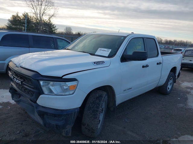 1C6SRFCT8MN601955 RAM 1500 Tradesman Quad Cab 4x4 6'4 Box