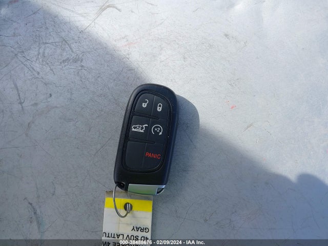 Jeep Cherokee Latitude 2016 1C4PJMCB8GW271427 Image 11