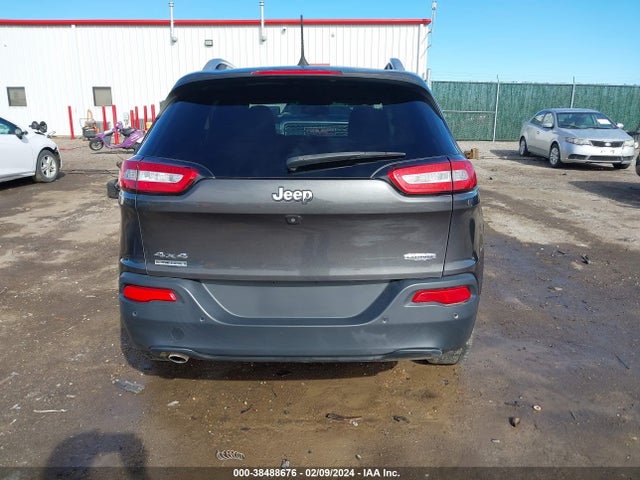 Jeep Cherokee Latitude 2016 1C4PJMCB8GW271427 Image 16