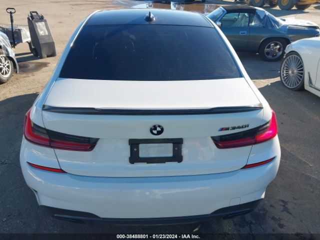 3MW5U7J01N8C32621 BMW 3 Series M340i