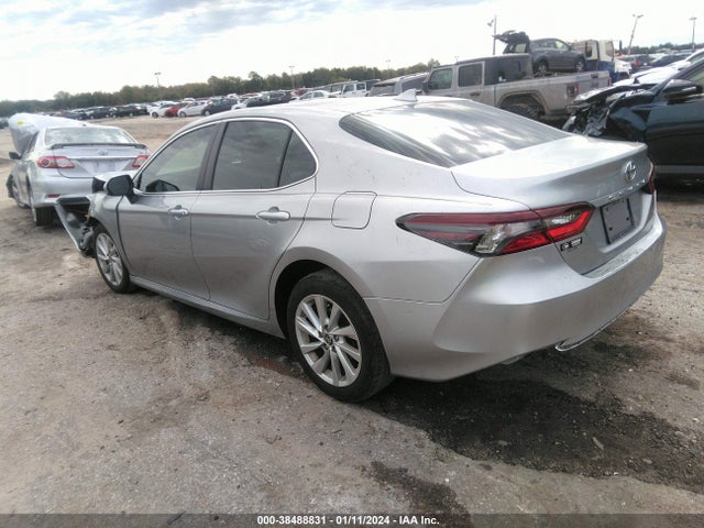 Toyota CAMRY LE 2021 4T1C11AK8MU452918 Image 3