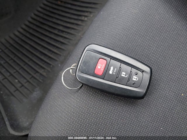 Toyota Corolla Hybrid Le 2022 JTDEAMDE0N3010209 Image 11