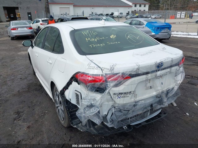 Toyota Corolla Hybrid Le 2022 JTDEAMDE0N3010209 Image 3