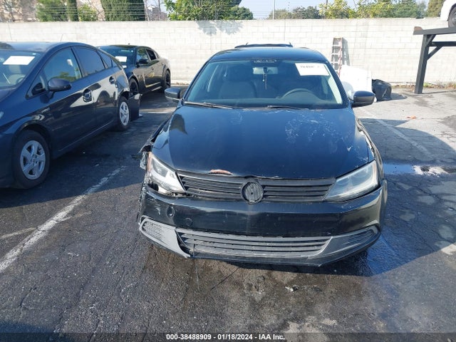 3VW2K7AJ0EM432852 Volkswagen Jetta 2.0l S