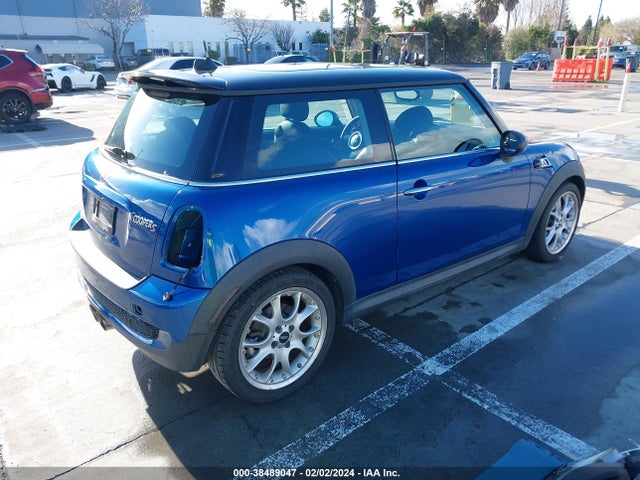 2007 MINI COOPER S WMWMF73527TL92713 Photo 3