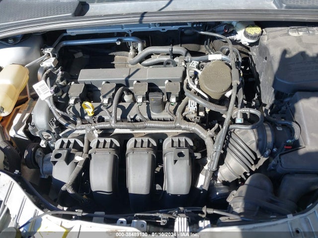 2015 FORD FOCUS SE VIN: 1FADP3K2XFL351007