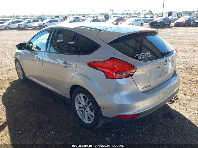 2015 FORD FOCUS SE VIN: 1FADP3K2XFL351007