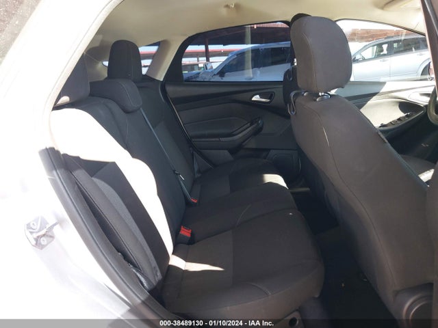 2015 FORD FOCUS SE VIN: 1FADP3K2XFL351007