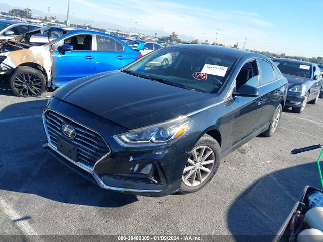 Hyundai SONATA SE 2018 5NPE24AF1JH684765 Image 2