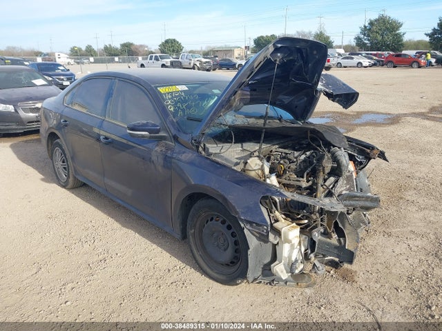 2014 VOLKSWAGEN PASSAT 1.8T S VIN: 1VWAS7A38EC099847