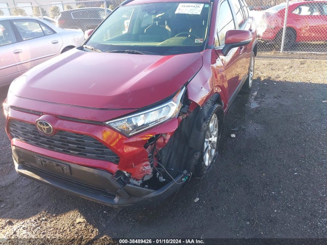 2019 TOYOTA RAV4 XLE PREMIUM VIN: JTMA1RFV7KJ009414