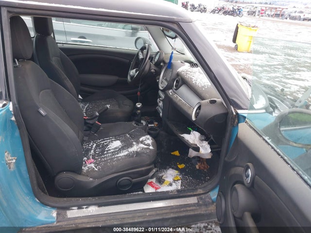 2007 MINI COOPER WMWMF33557TL68673 Photo 4