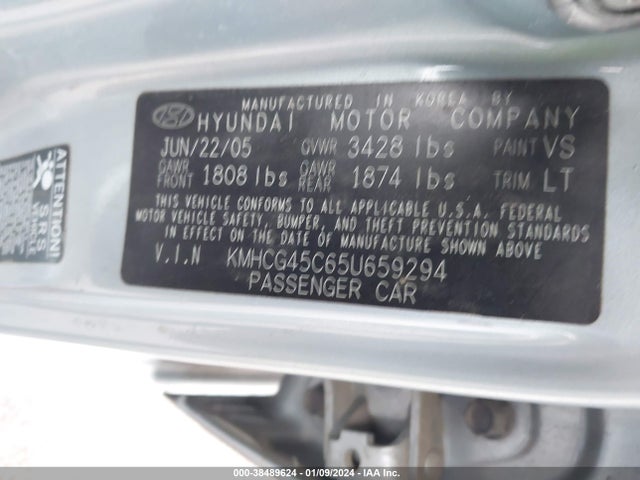2005 HYUNDAI ACCENT GLS VIN: KMHCG45C65U659294