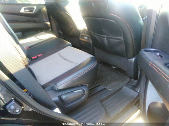 5N1DR2MN0KC634995 Nissan Pathfinder Sv