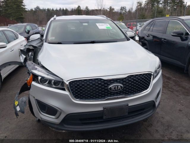 5XYPGDA34JG385651 KIA Sorento 2.4l Lx