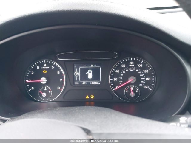 5XYPGDA34JG385651 KIA Sorento 2.4l Lx