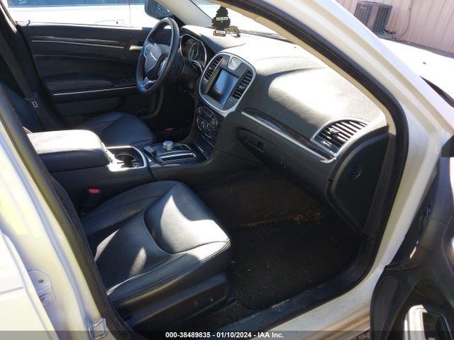 2018 CHRYSLER 300 TOURING VIN: 2C3CCAAG7JH293290