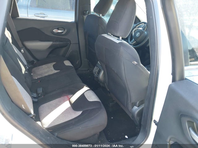 Jeep Cherokee Latitude 2014 1C4PJLCS8EW221490 Image 8
