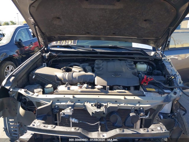 2020 TOYOTA 4RUNNER SR5 VIN: JTEBU5JR5L5825820