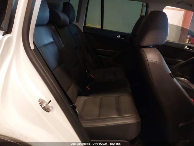 WVGSV7AX5HK009741 Volkswagen Tiguan 2.0t Wolfsburg Edition
